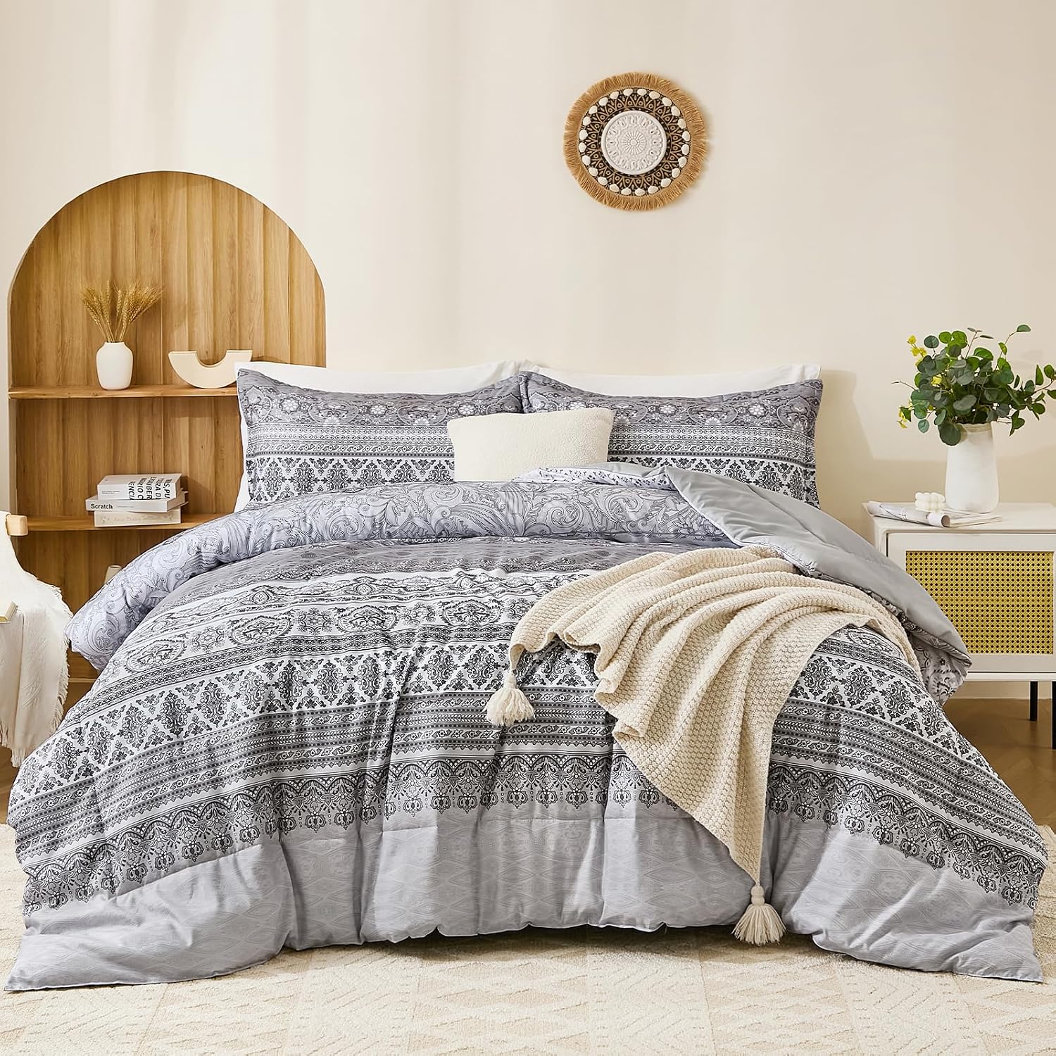 Boho Comforter Set King Size 3 Piece Grey Bohemian Striped Comforter Soft Lightweight Microfiber Bedding Set with 2 Pillow Shams for All Season (King, 104"X90")