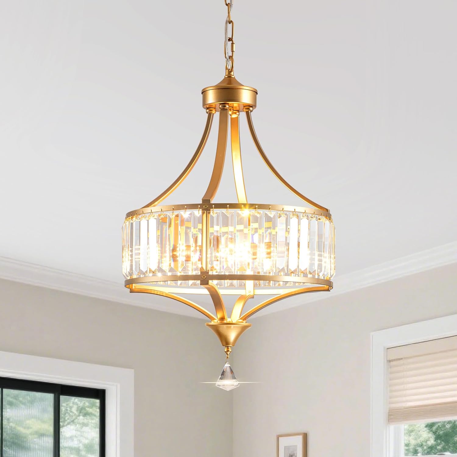 Wndtu Crystal Chandeliers