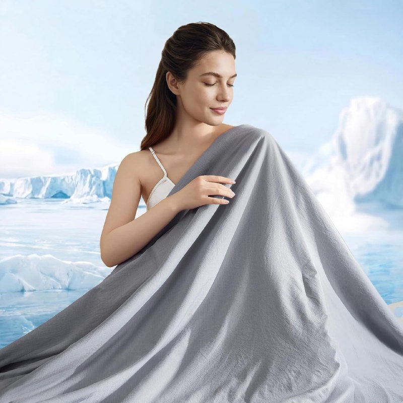 Comforter Queen ,Gray Cooling Blanket for Hot Sleepers Cooling All Season Soft Breathable