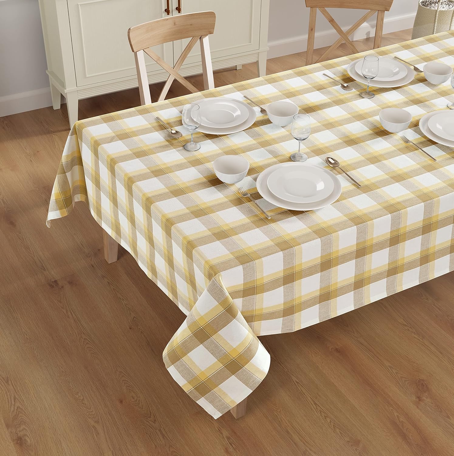 Casa De Lan Tartan Tablecloths